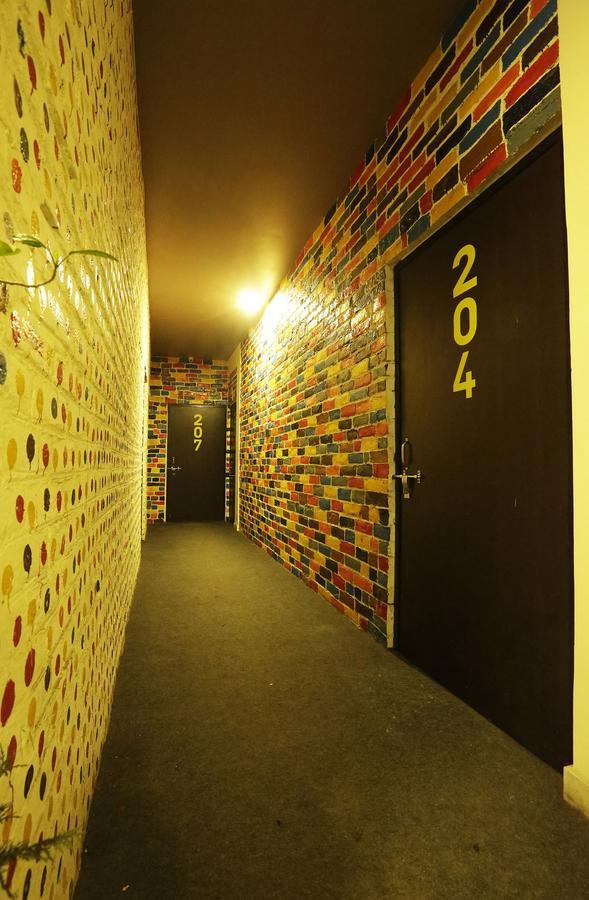 Backpackers Park Hostel Нью-Дели Экстерьер фото
