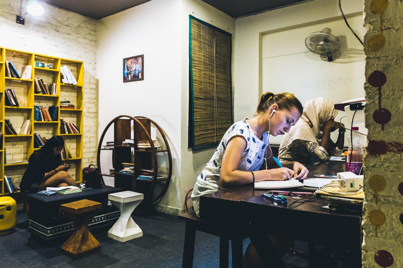 Backpackers Park Hostel Нью-Дели Экстерьер фото