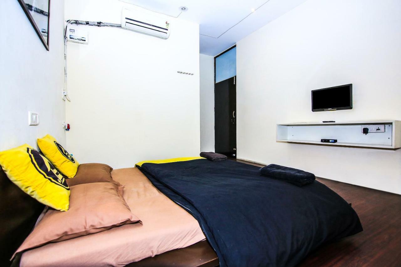 Backpackers Park Hostel Нью-Дели Экстерьер фото