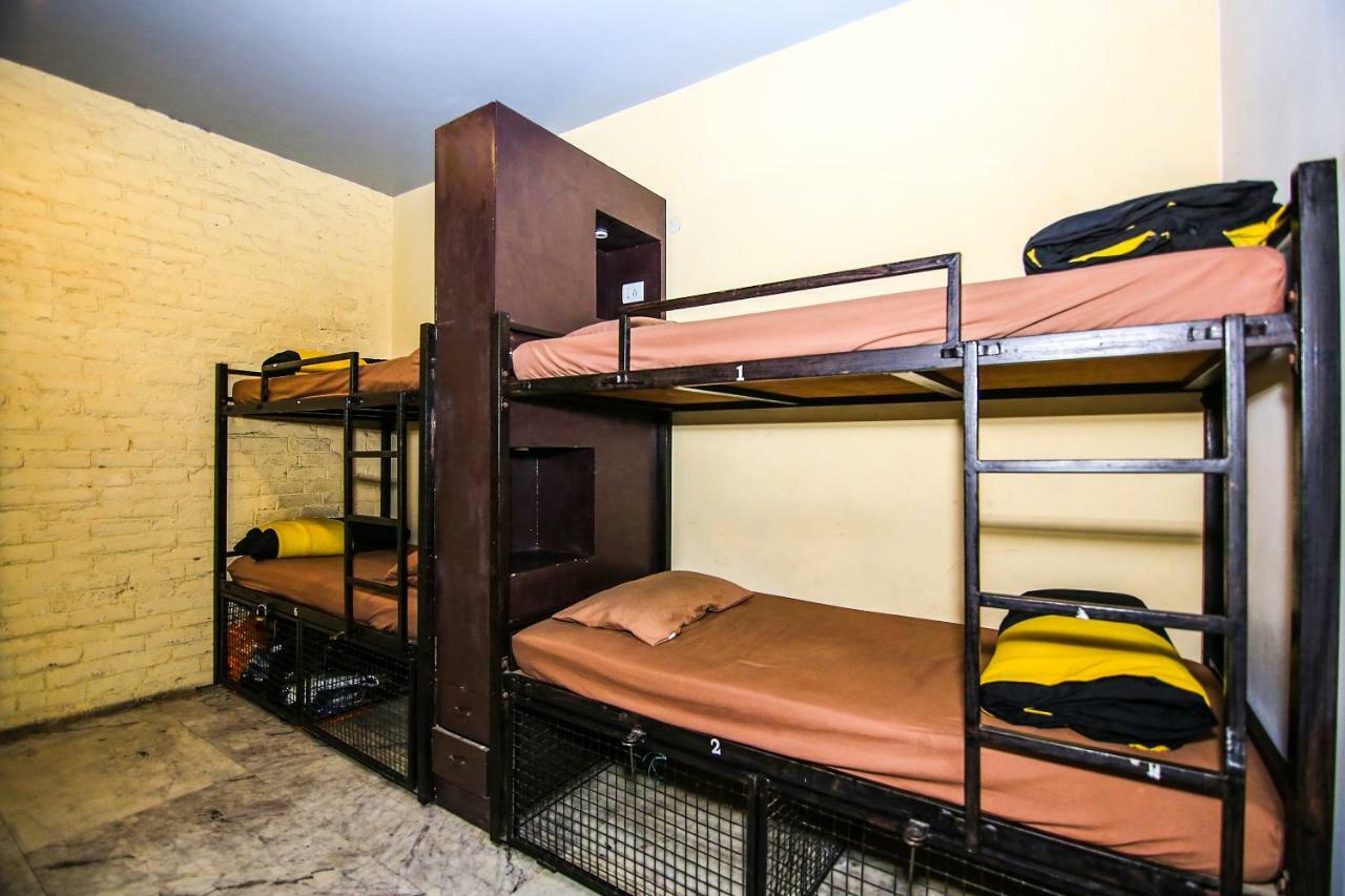 Backpackers Park Hostel Нью-Дели Экстерьер фото