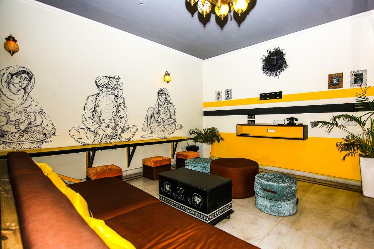 Backpackers Park Hostel Нью-Дели Экстерьер фото