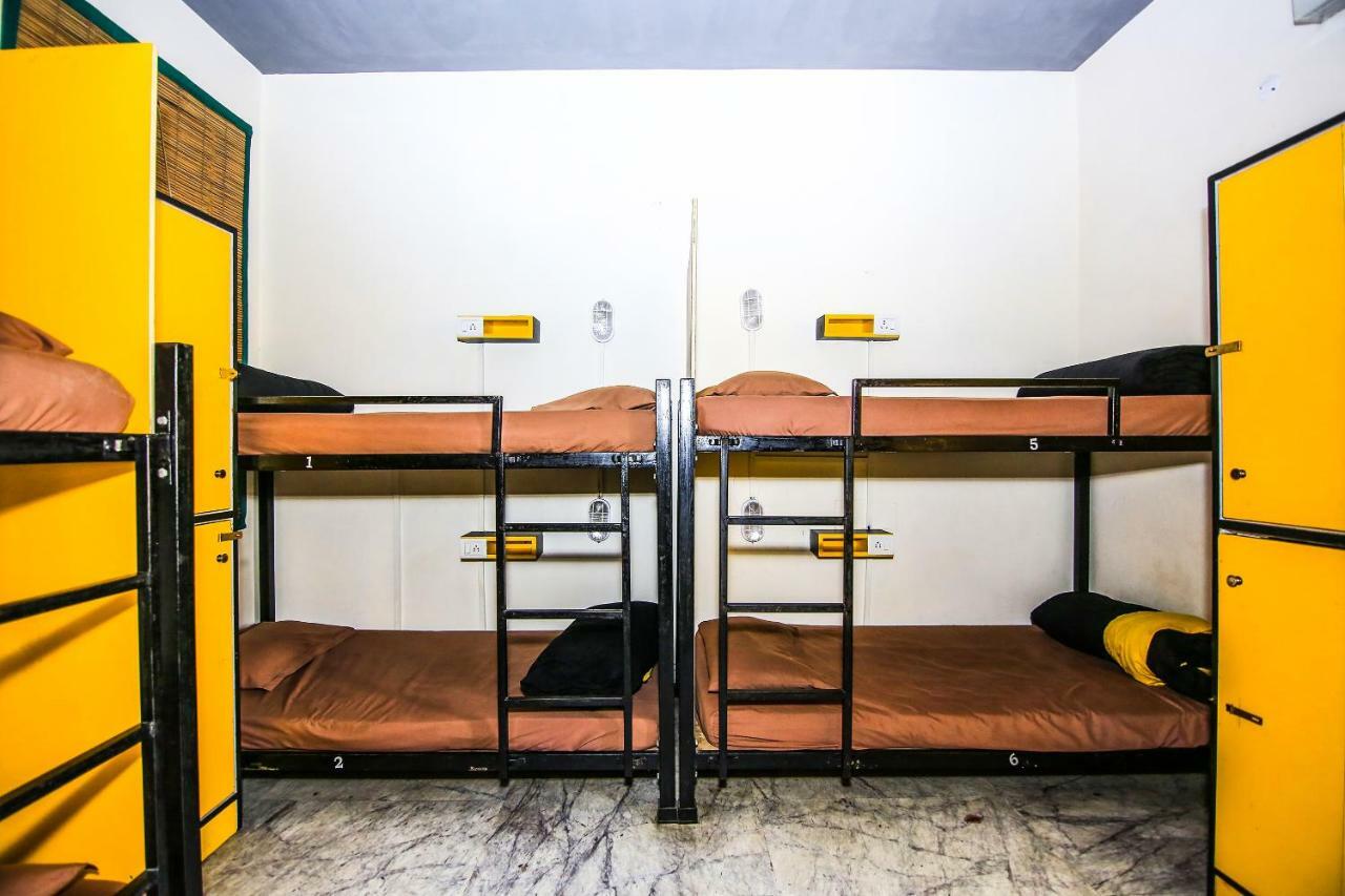 Backpackers Park Hostel Нью-Дели Экстерьер фото