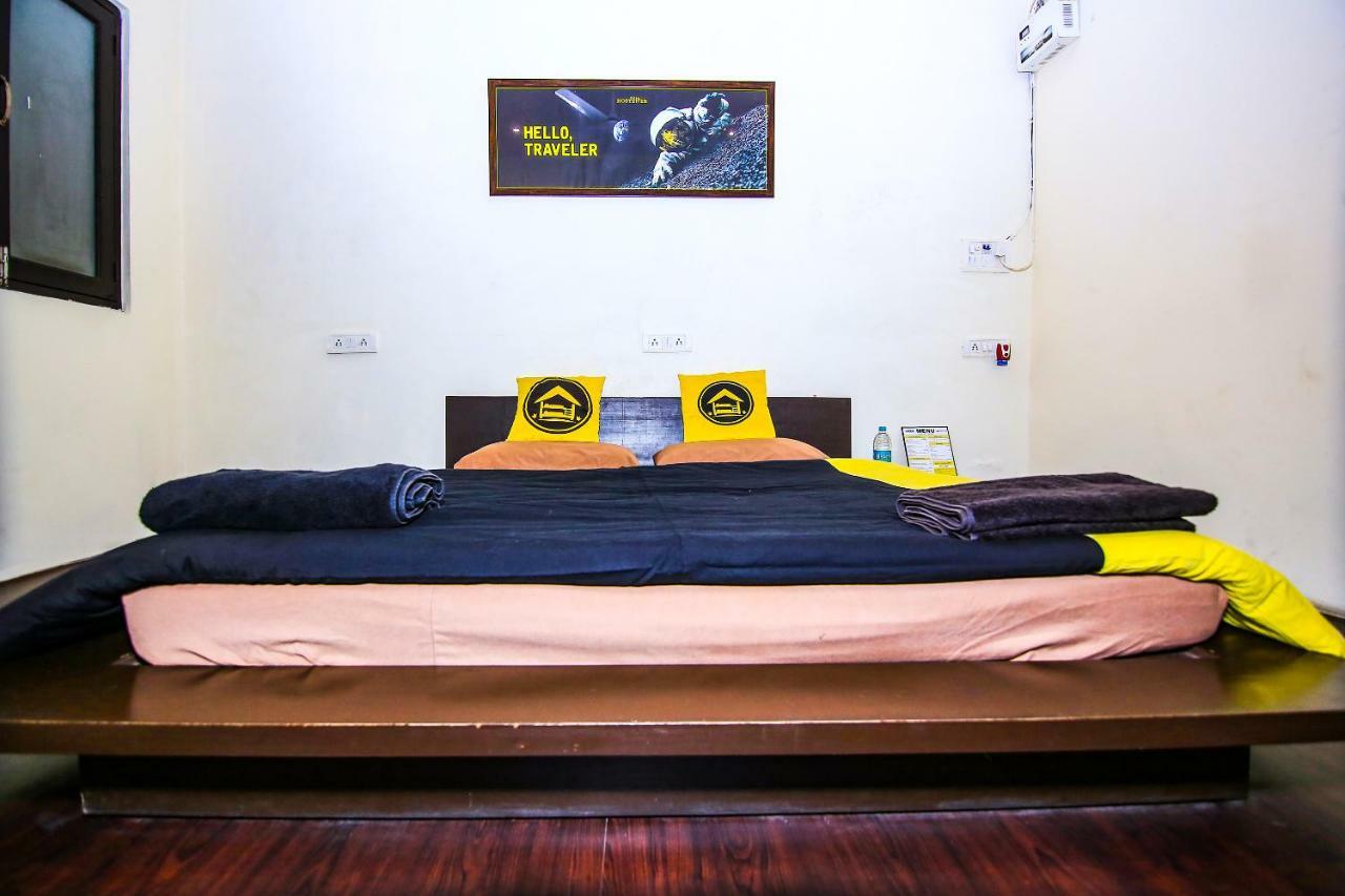 Backpackers Park Hostel Нью-Дели Экстерьер фото