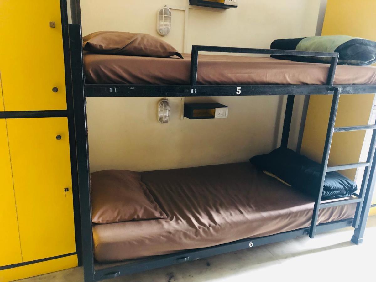 Backpackers Park Hostel Нью-Дели Экстерьер фото